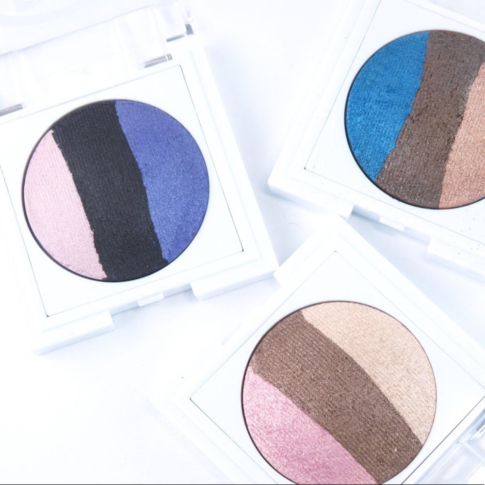 🔵 Mary Kay At Play™ Baked Eye Trio